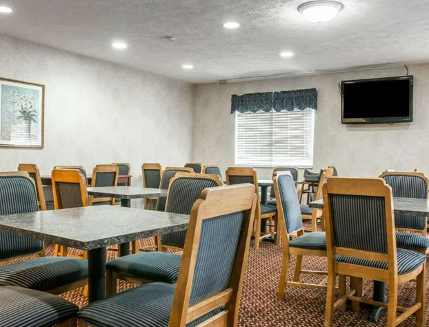 Quality Inn Hudsonville South hotel detail image 3