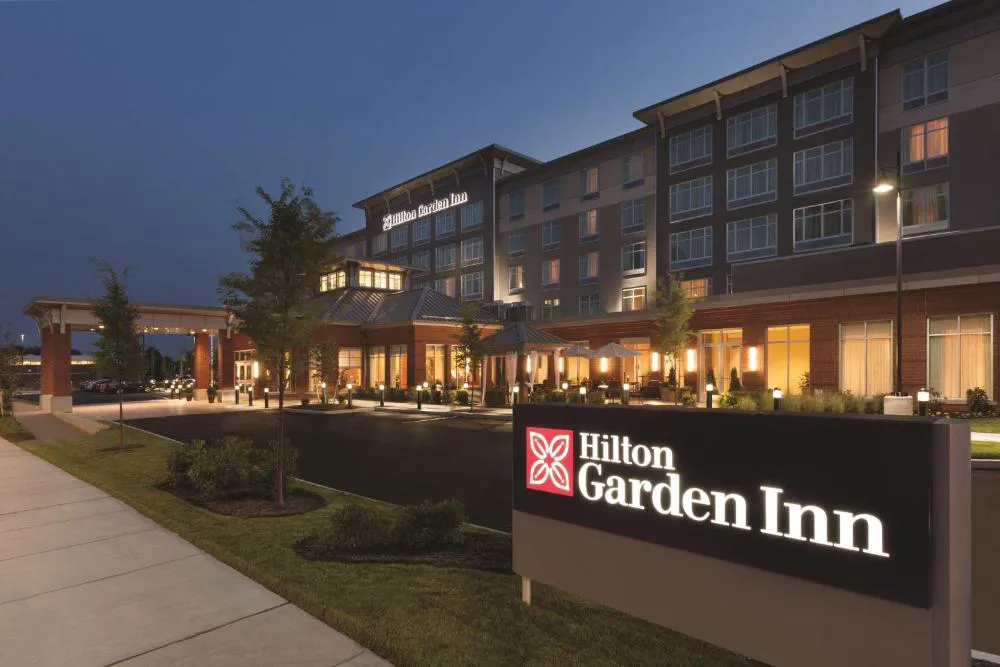 Hilton Garden Inn Boston Logan Airport hotel hero