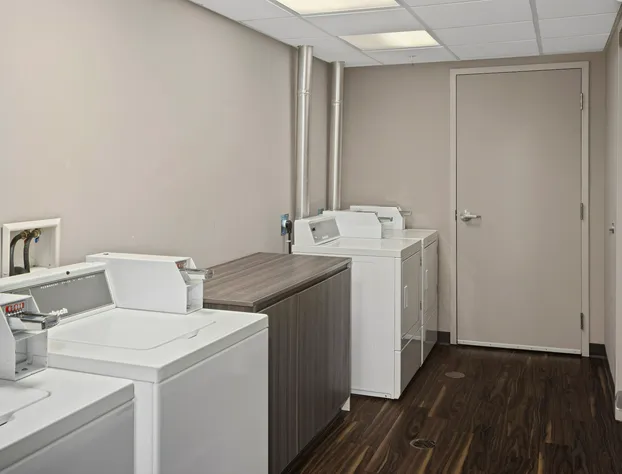 Home Inn & Suites Saskatoon South hotel detail image 4