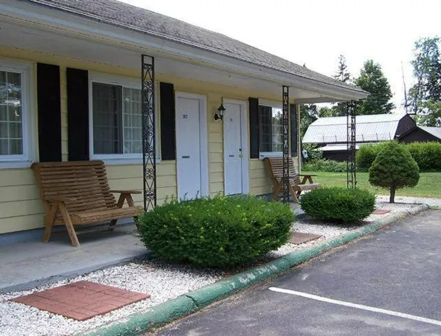 Weathervane Motel Lanesboro hotel detail image 4