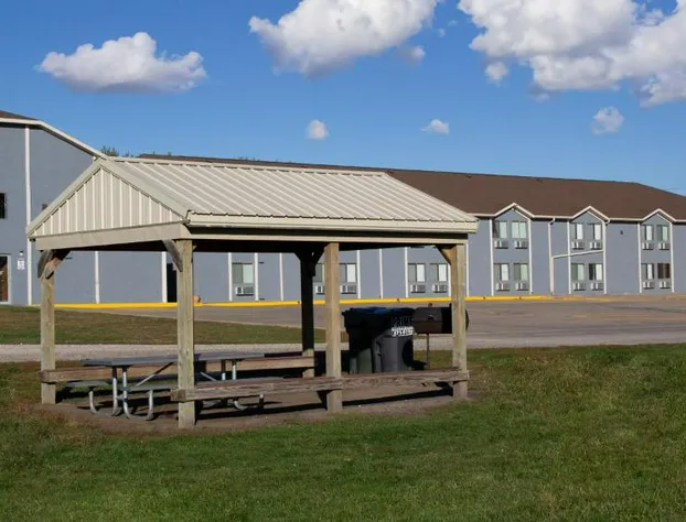 New Victorian Inn Norfolk hotel detail image 3