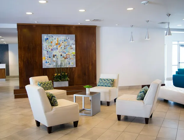 DoubleTree by Hilton Omaha Southwest hotel detail image 3