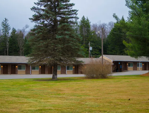 Sullivan Trail Inn & Suites hotel detail image 3