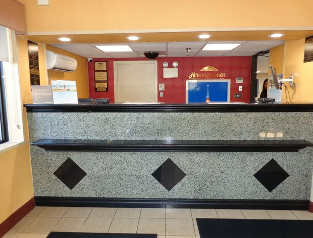 Howard Johnson by Wyndham Suffern hotel detail image 1