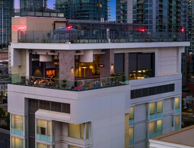 Courtyard by Marriott San Diego Gaslamp/Convention Center hotel detail image 2