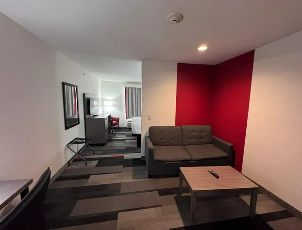 Ramada by Wyndham Sparta/At Speedway hotel detail image 4