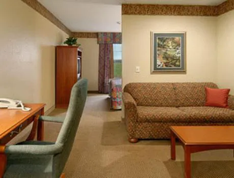 Ramada by Wyndham Sparta/At Speedway hotel detail image 3