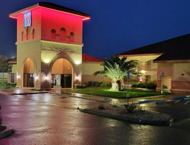 Motel 6 Santa Nella, CA - Los Banos hotel detail image 1