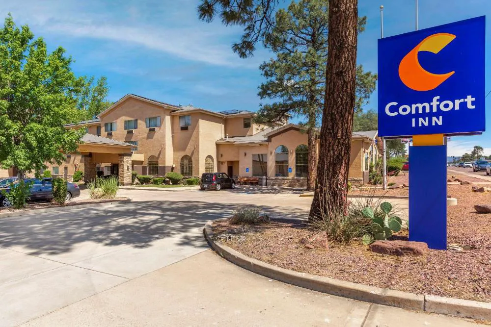 Comfort Inn Payson hotel hero