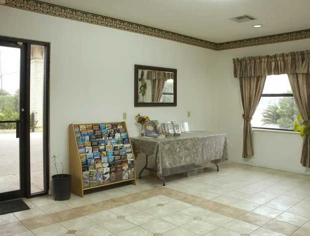 Budget Host, Hempstead Inn hotel detail image 3