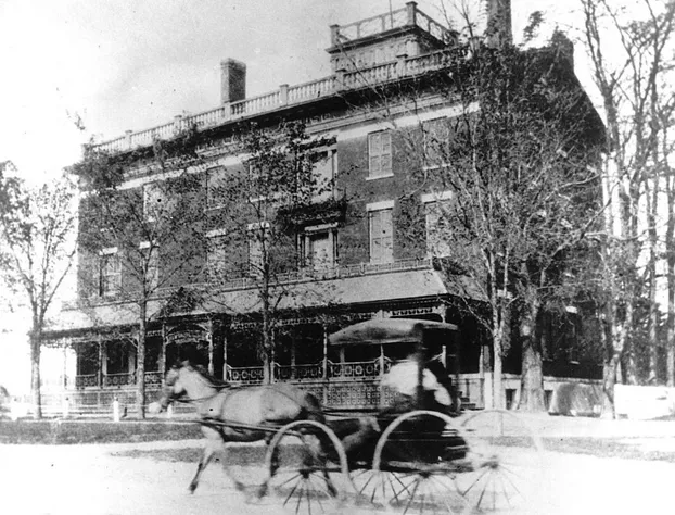 Rogues' Harbor Inn hotel detail image 2