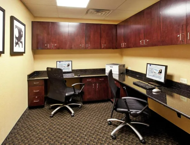 Hampton Inn & Suites Millington hotel detail image 2