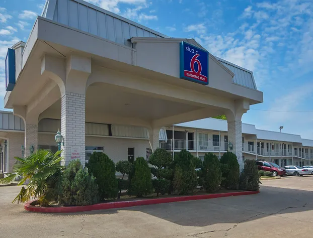 Studio 6 Tyler, TX hotel detail image 3