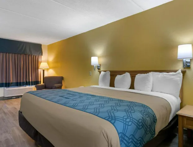 Econo Lodge Jacksonville Airport hotel detail image 2