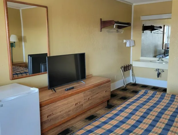 Smokies Motel hotel detail image 3