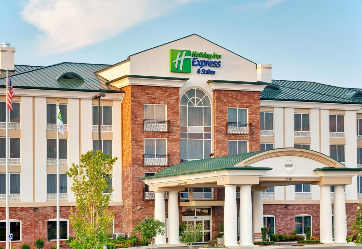 Holiday Inn Express & Suites Millington by IHG hotel hero