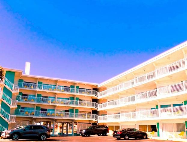 Chateau Mar Beach Resort hotel detail image 1