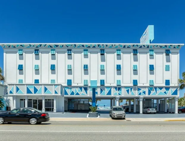 Chateau Mar Beach Resort hotel detail image 2