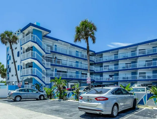 Chateau Mar Beach Resort hotel detail image 4