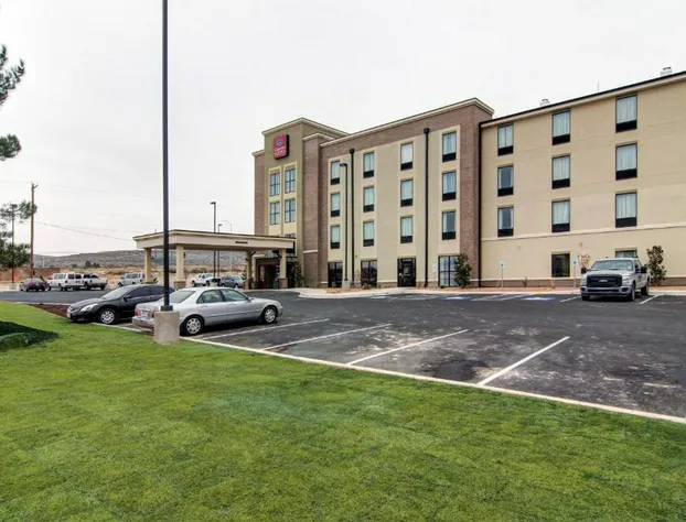 Comfort Suites Carlsbad hotel detail image 4