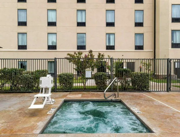 Comfort Suites Carlsbad hotel detail image 3
