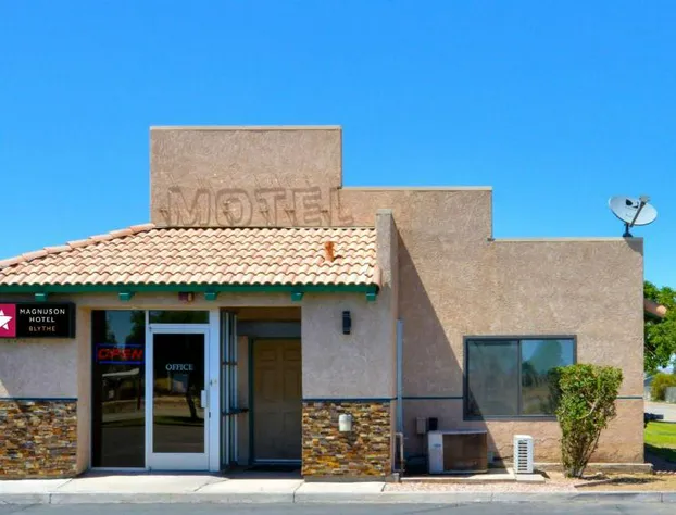 Magnuson Hotel Blythe hotel detail image 2