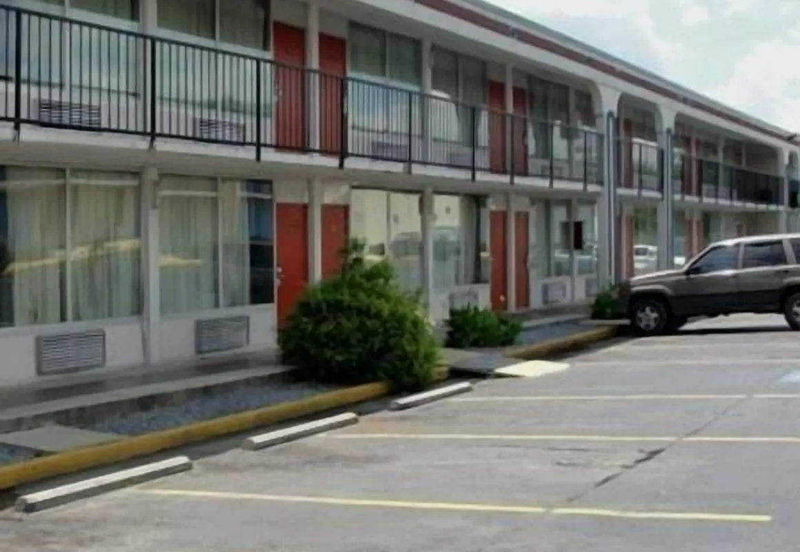 Royal Inn Knoxville Airport Alcoa hotel hero