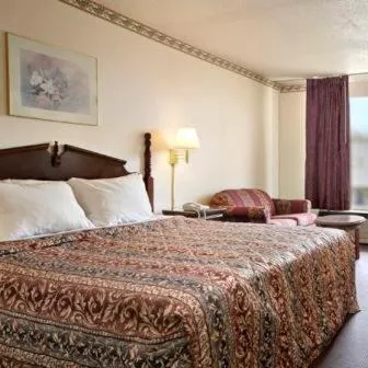 Royal Inn Knoxville Airport Alcoa hotel detail image 4