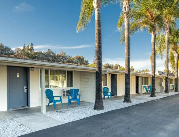 Fallbrook Country Inn hotel detail image 3