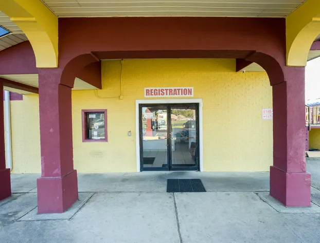 OYO Hotel Pensacola I-10 & Hwy 29 hotel detail image 4