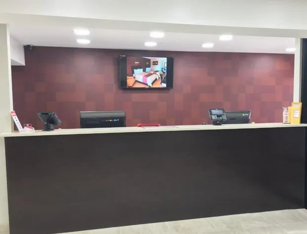 Red Roof Inn PLUS+ Birmingham East - Irondale/ Airport hotel detail image 2