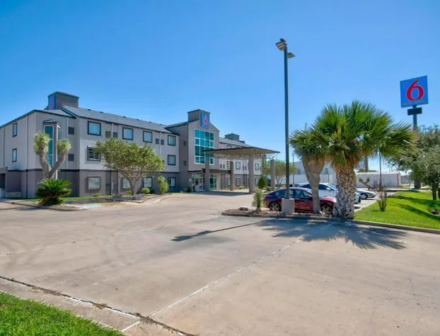 Motel 6 Harlingen, TX hotel detail image 2