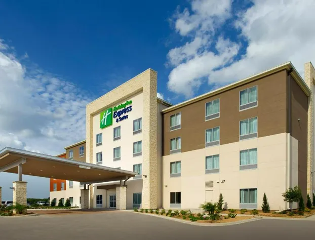 Holiday Inn Express & Suites Bay City by IHG hotel detail image 1