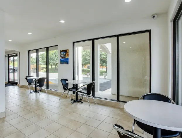 Motel 6 White House, TN hotel detail image 3