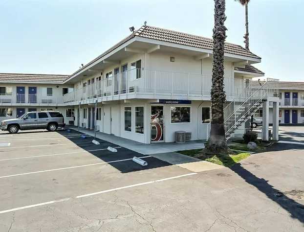 Motel 6 Campbell, CA - San Jose hotel detail image 1
