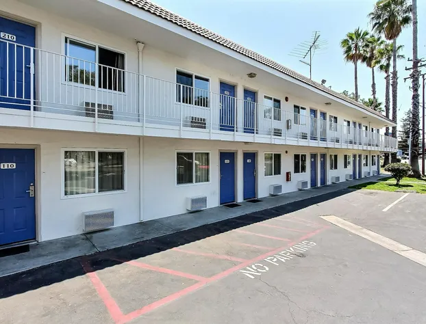 Motel 6 Campbell, CA - San Jose hotel detail image 3