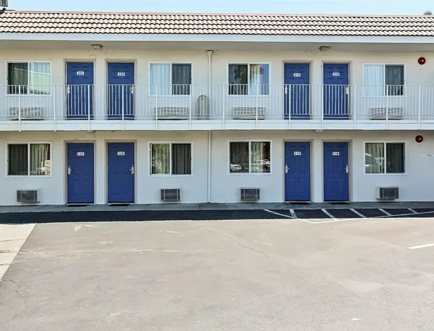 Motel 6 Campbell, CA - San Jose hotel detail image 4