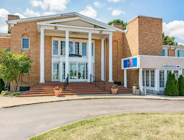 Motel 6 Grand Rapids, MI - Northeast hotel detail image 1