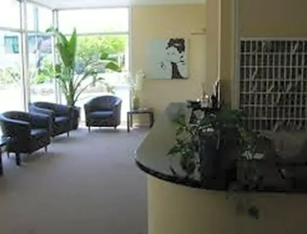 Hillsdale Inn hotel detail image 4