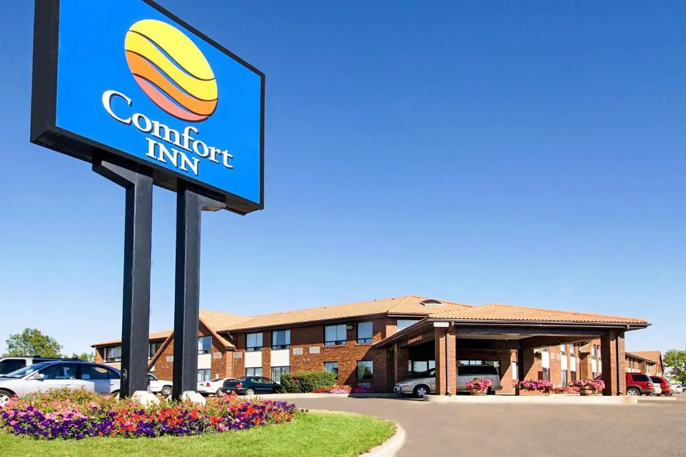 Comfort Inn Swift Current hotel hero