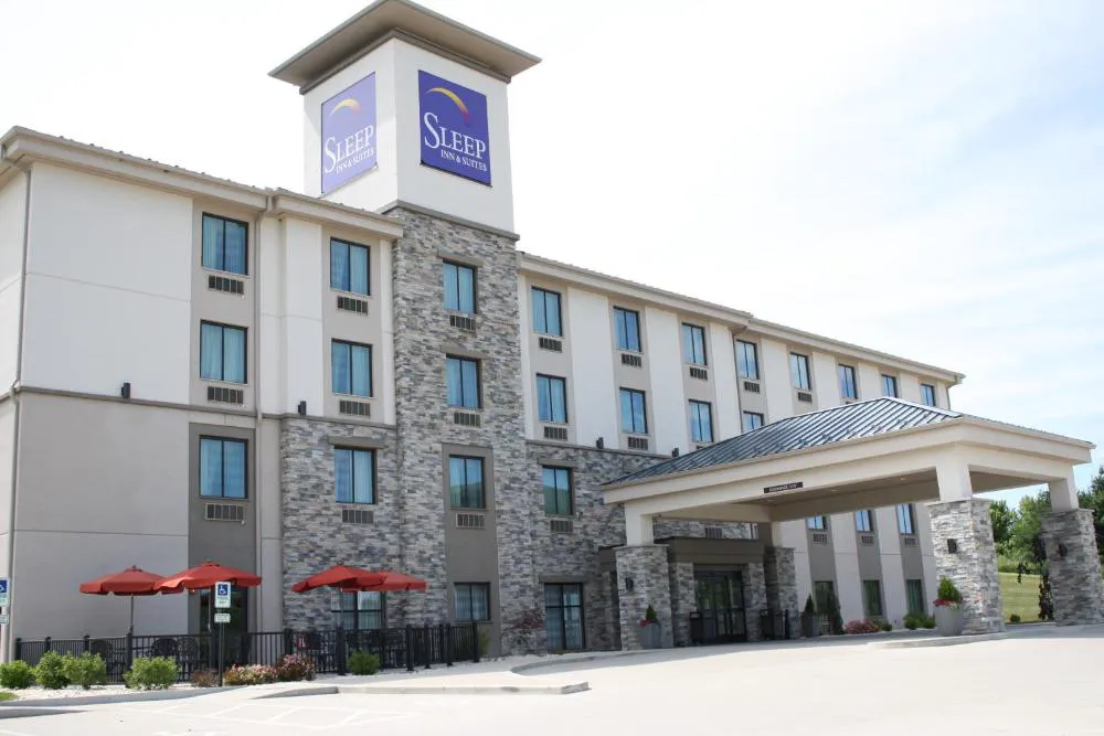 Sleep Inn & Suites Belmont / St. Clairsville hotel hero