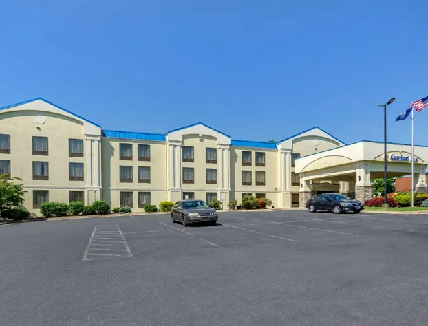 Comfort Inn Waynesboro hotel detail image 2