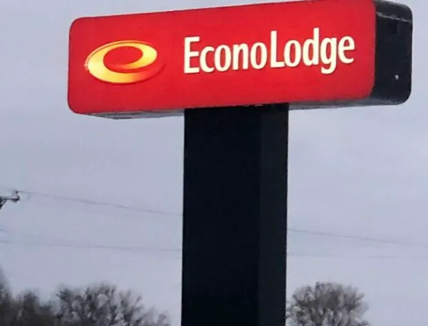 Econo Lodge Lake Mills hotel detail image 2