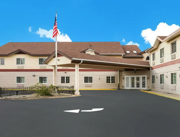 AmericInn by Wyndham Lake Mills hotel detail image 2