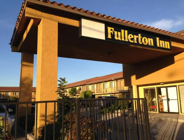 Fullerton Inn - Near Medieval Times hotel detail image 1