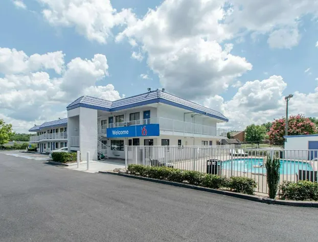 Motel 6 Norcross, GA - Atlanta Northeast hotel detail image 3