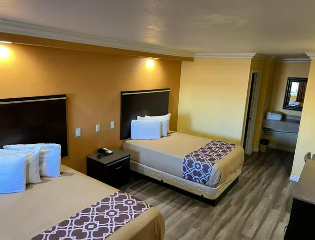 Industry Inn & Suites hotel detail image 3