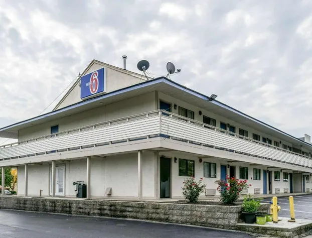 Motel 6 Florence, KY - Cincinnati Airport hotel detail image 1