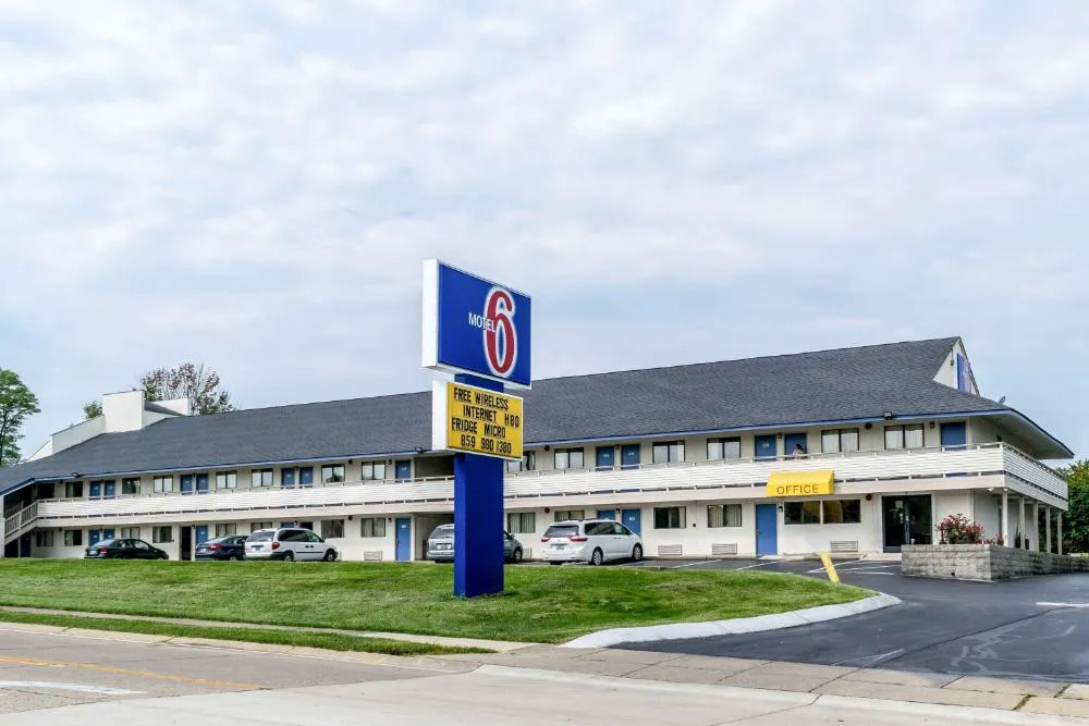 Motel 6 Florence, KY - Cincinnati Airport hotel hero
