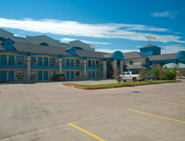 Hotel Bliss Kemah Boardwalk by OYO hotel detail image 3